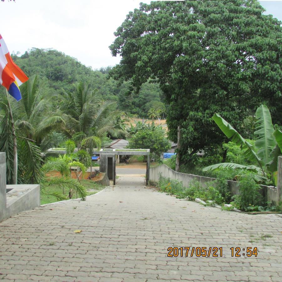 The Breeze Hotel Elpitiya  Extérieur photo