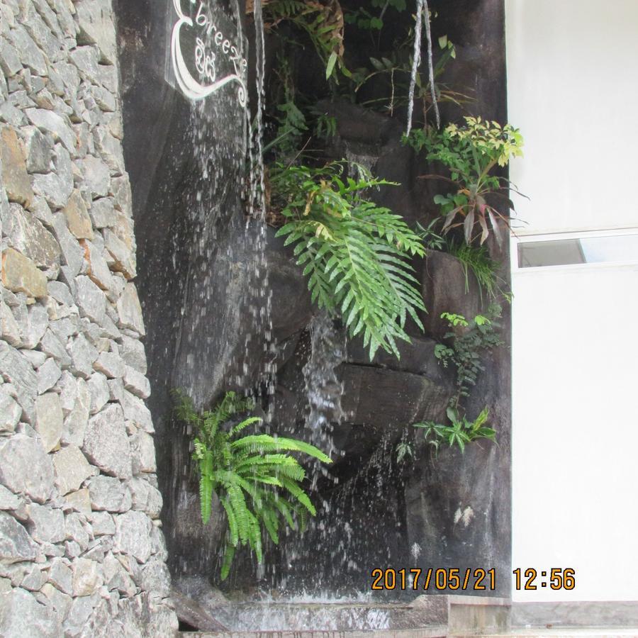 The Breeze Hotel Elpitiya  Extérieur photo
